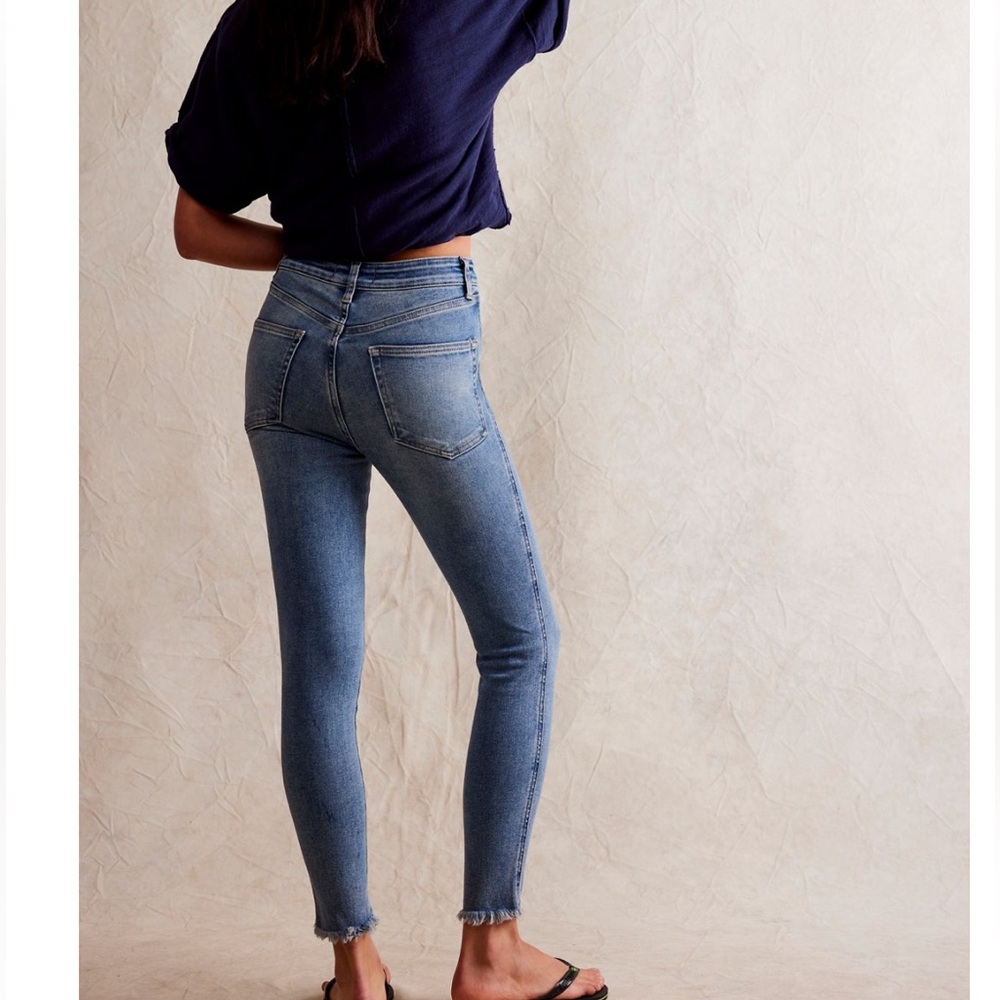 We The Free Raw High-Rise Jegging